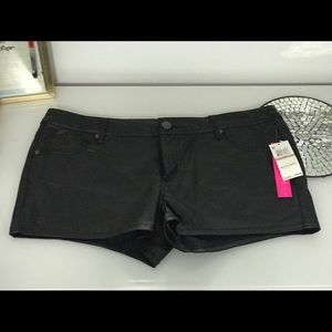 Tinseltown leather shorts 💖💖